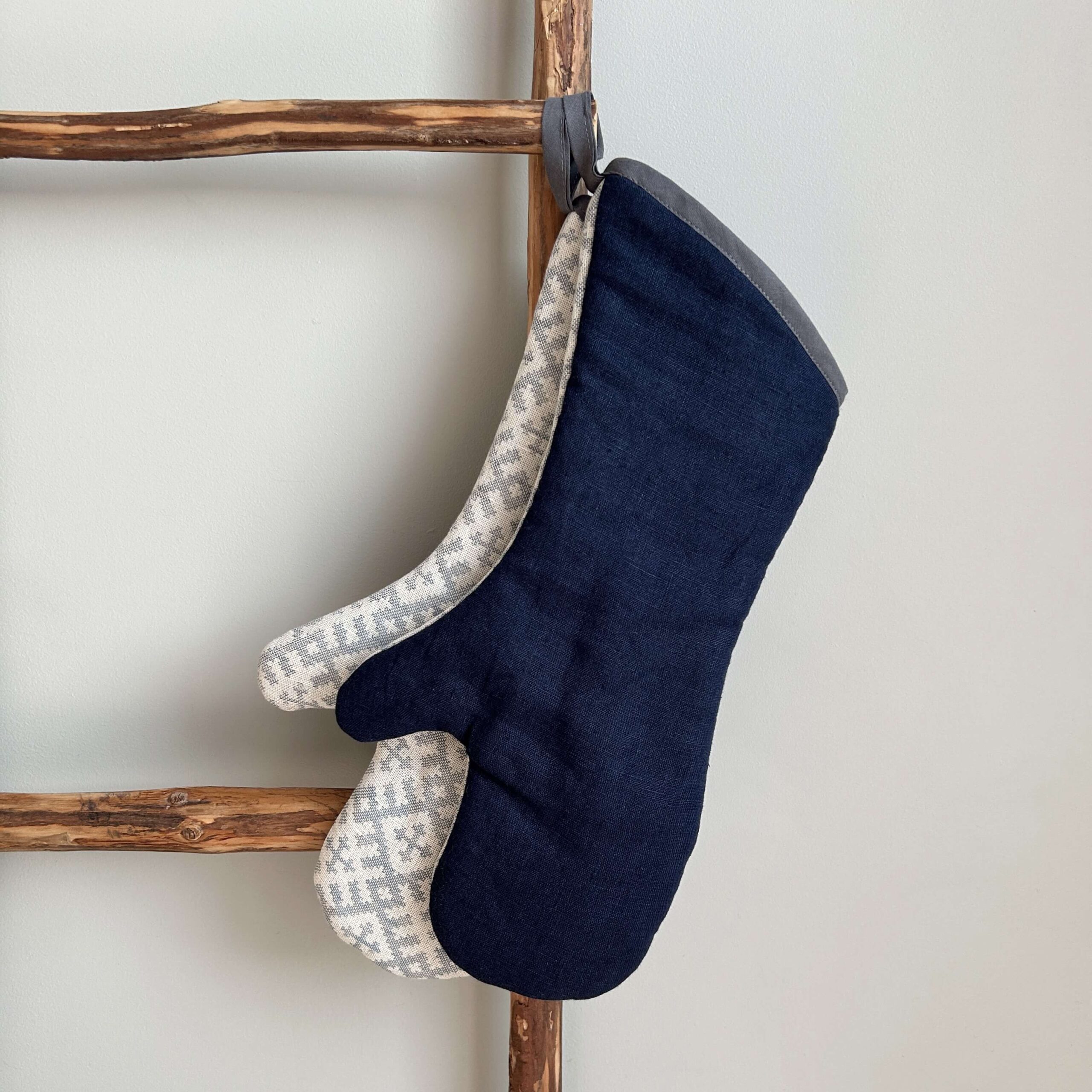 Pajakinnas Setumaa mustriga sinine Loko