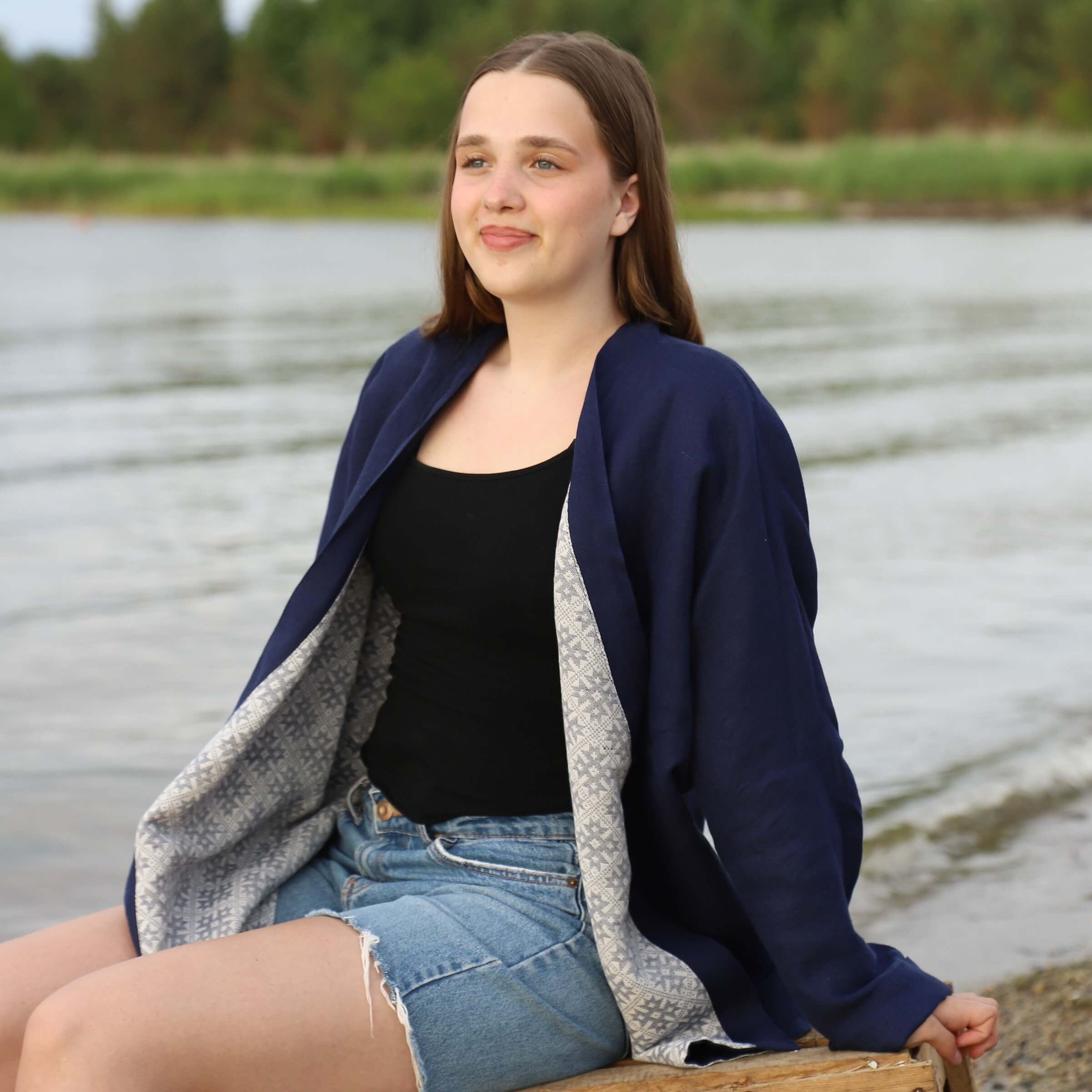 Kimono tumesinine käsitöö Loko